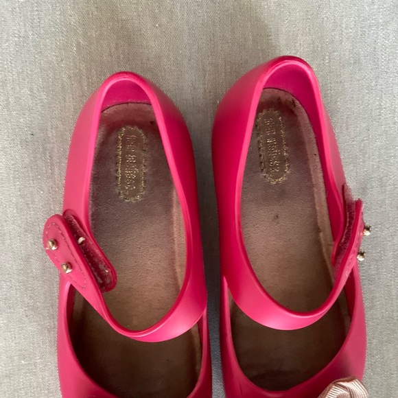 GUC Mini Melissa Pink Mary Jane Shoes with Pink Fabric Bows! - Picture 4 of 11